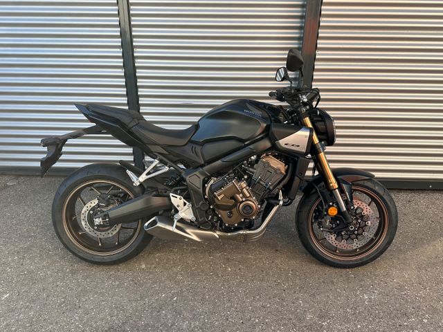 Honda CB650R * E-CLUTCH / MY 2026 !! "SUMMER DEAL" !!