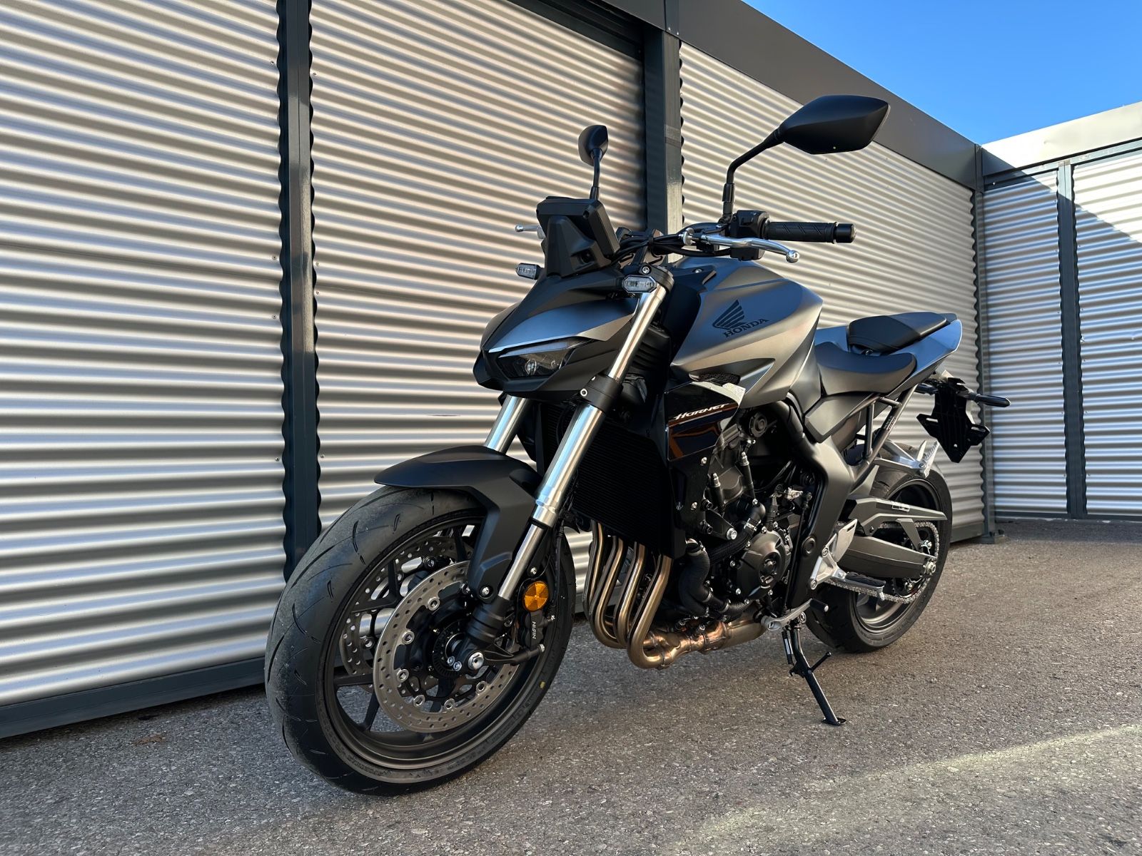 Honda CB1000 HORNET / AKTION "GOLDEN SUMMER"