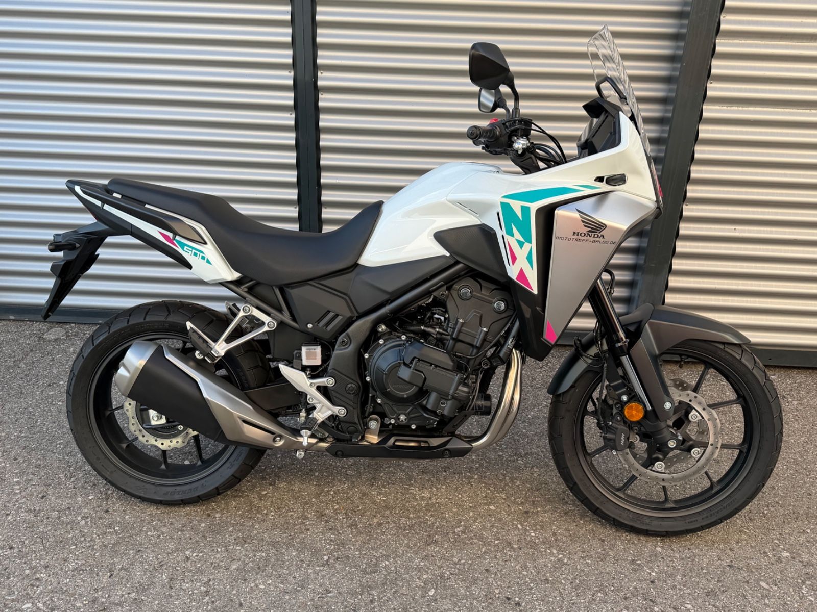 Honda NX500 "E-CLUTCH" /  AKTION "GOLDEN SUMMER"